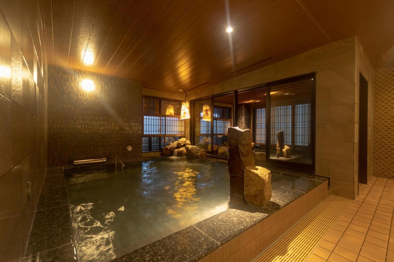 Dormy Inn Premium Namba Annex Natural Hot Spring Osaka Buitenkant foto