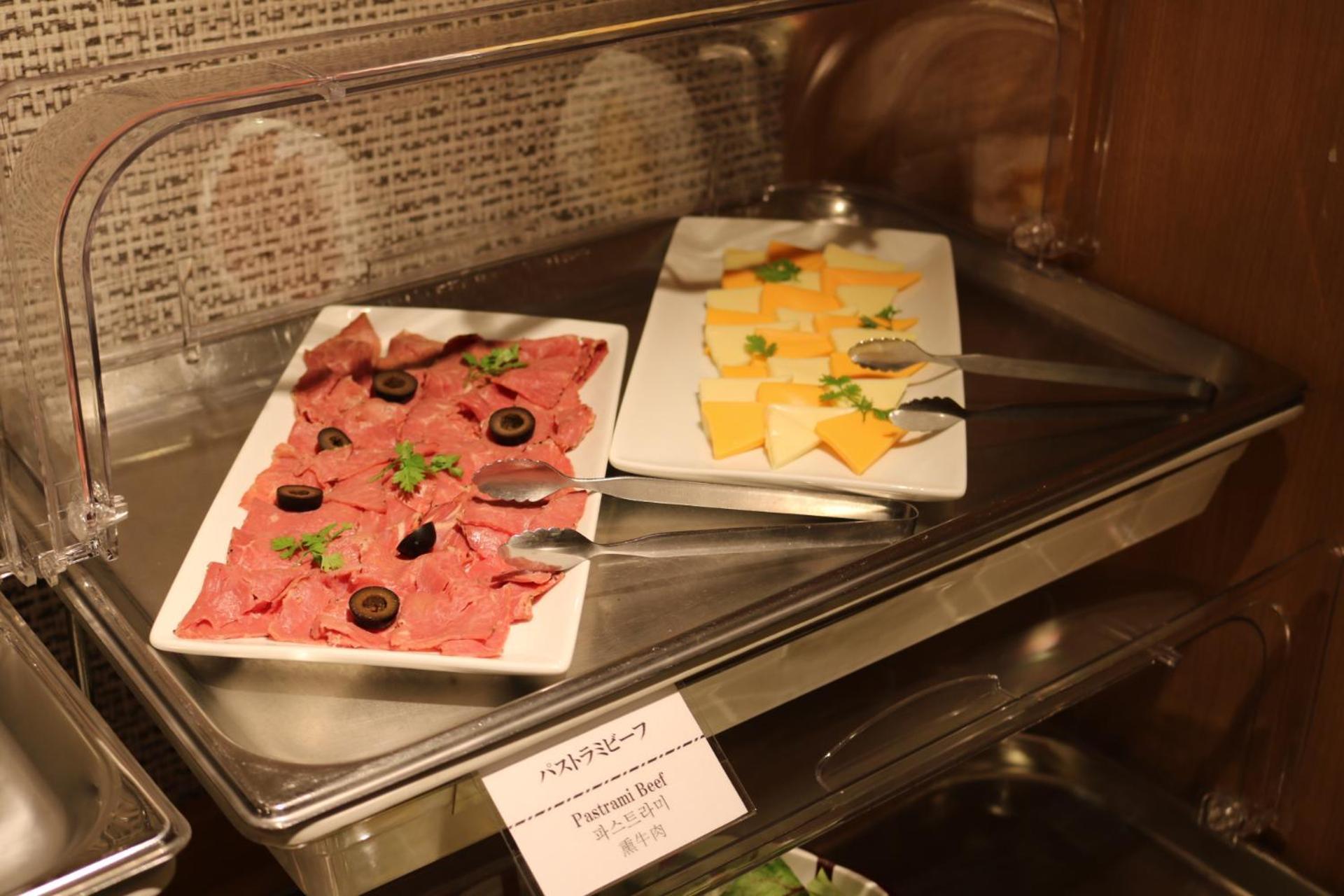 Dormy Inn Premium Namba Annex Natural Hot Spring Osaka Buitenkant foto