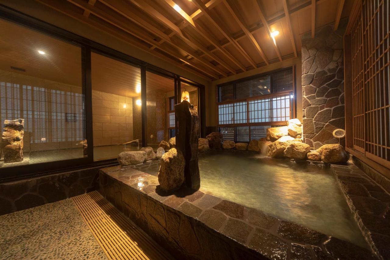 Dormy Inn Premium Namba Annex Natural Hot Spring Osaka Buitenkant foto